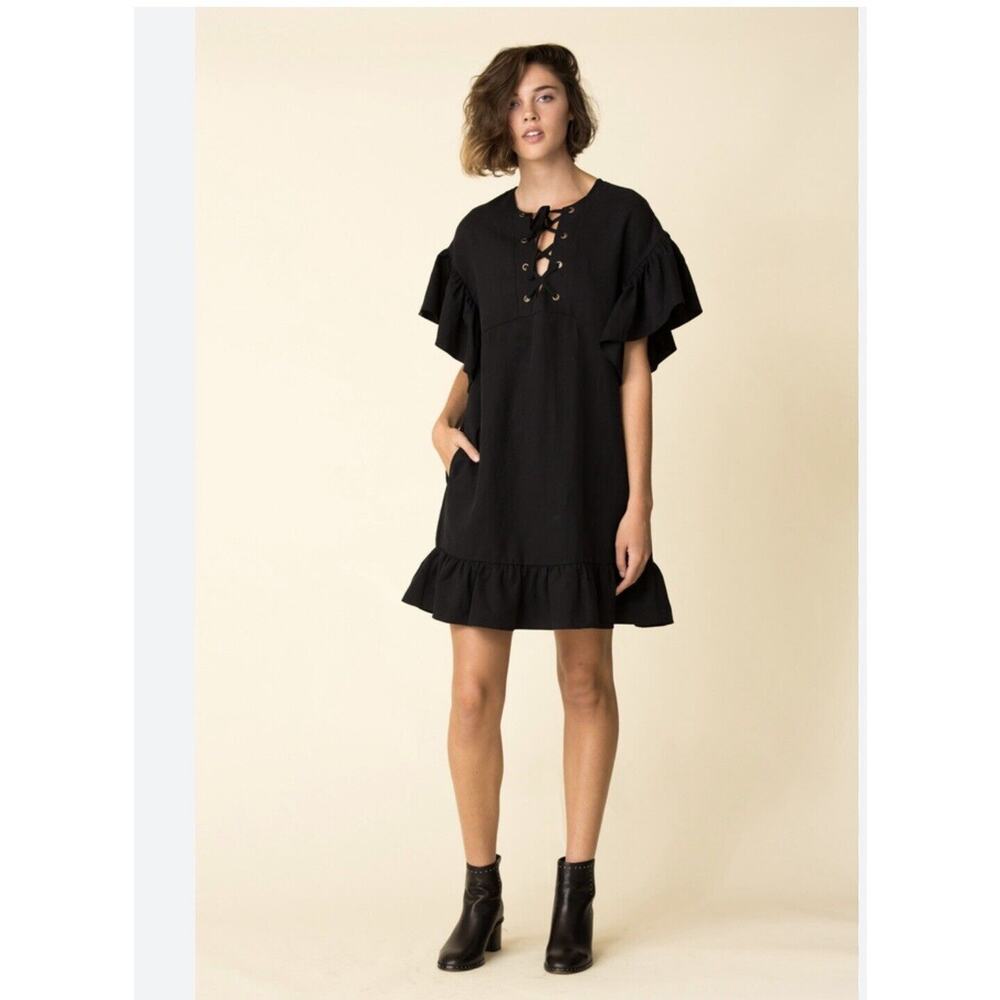 Ulla Johnson Tiered Dress Size 4 Black Flutter Short Sleeves Shift Lace Up